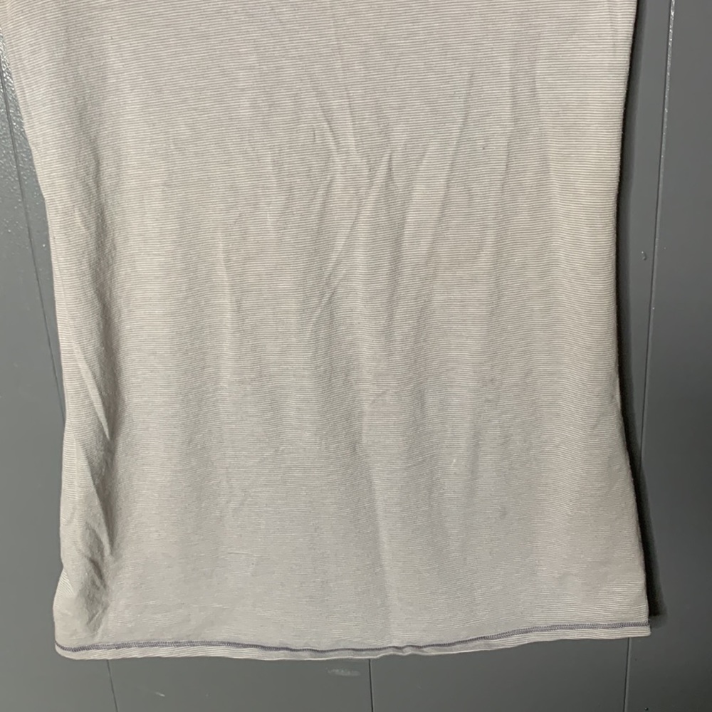 Lululemon Gray Tank Top‎ - Picture 3 of 7